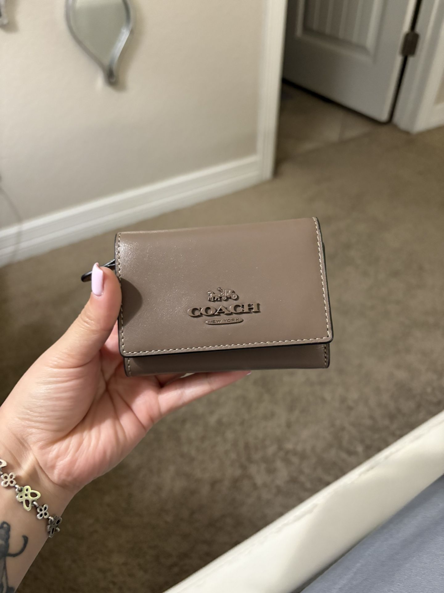 coach wallet (stone)