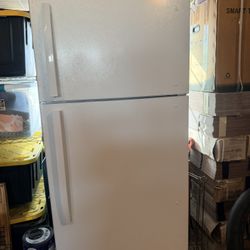 Refrigerator- Insignia 