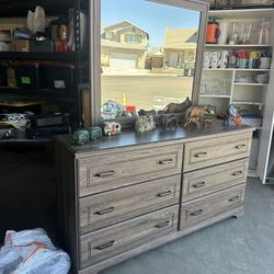 Gray Ashley Furniture Dresser With Mirror 