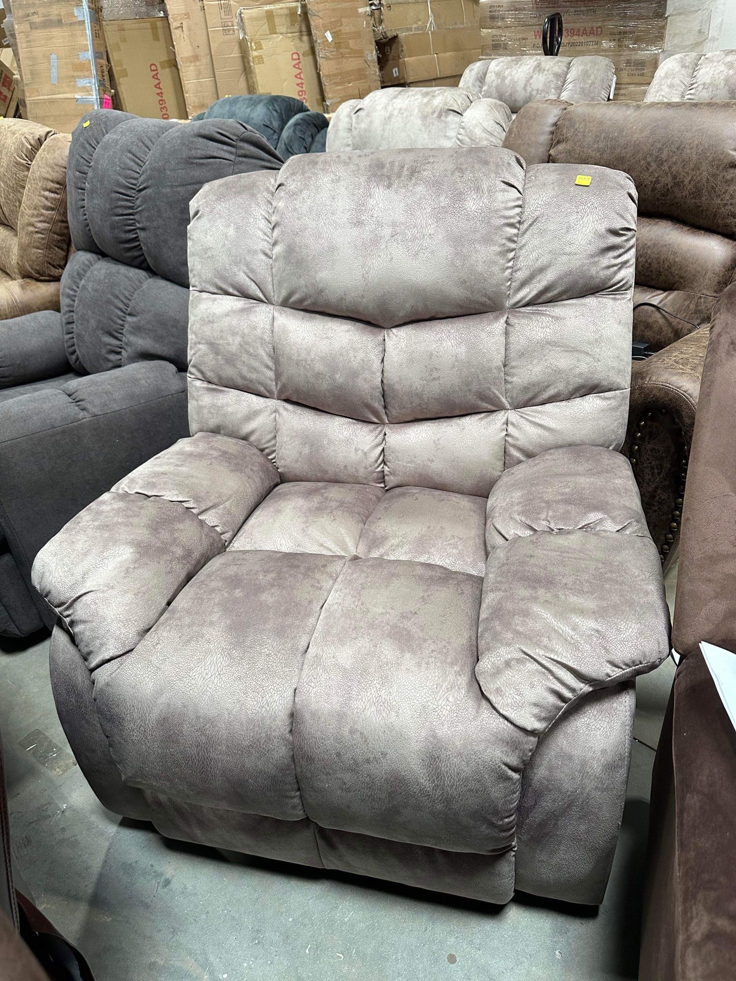 39'' Wide Modern and Overstuffed Soft Manual Recliner with Wide Backrest