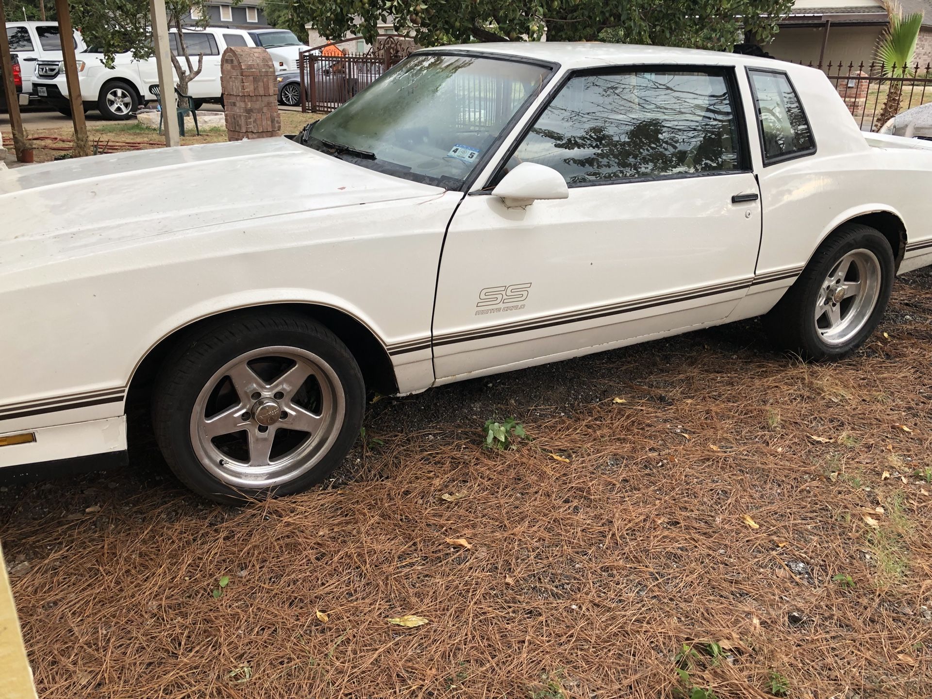 1988 Chevrolet Monte Carlo