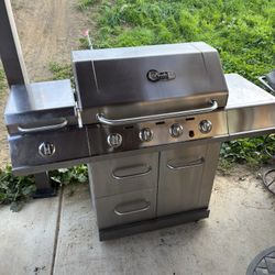 Charbroil Gourmet Grill 