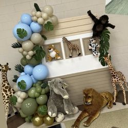 Noahs ark with animals for SALE