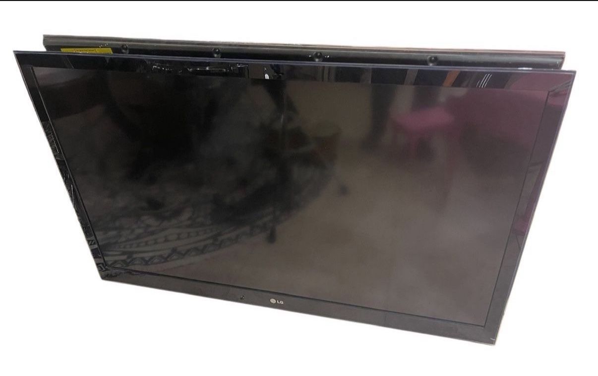 47 Inch LG LED LCD TV
