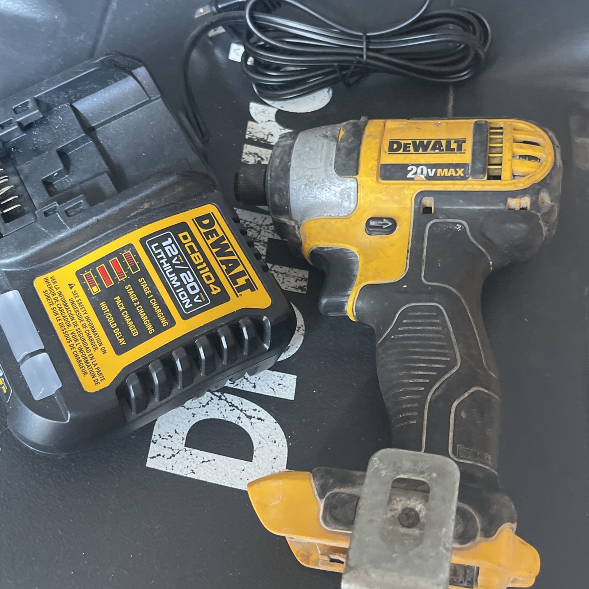 Dewall Health & Beauty