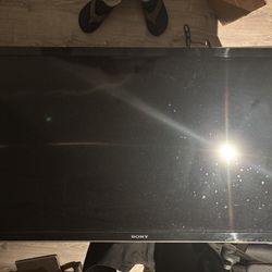 Sony 42” 1080p Television TV KDL-42EX440