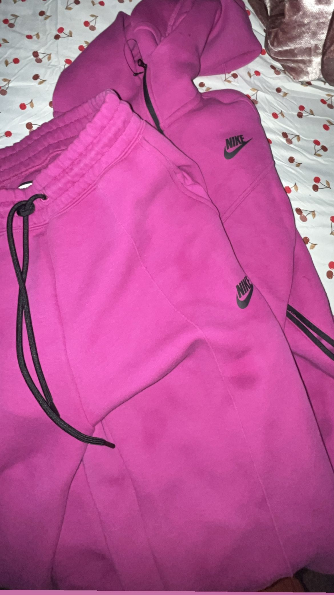 Nike tech matching set