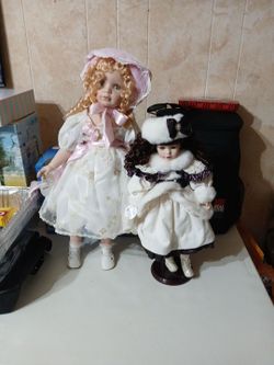 Dolls fairly new