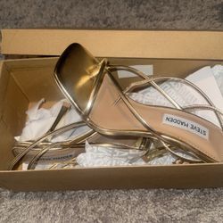 Steve Madden Gold Heels Size 5