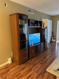Wall unit