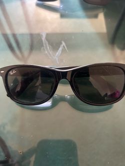 Ray-Ban Wayfarer Sunglasses