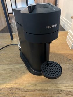 Nespresso Vertuo Next by Breville – Great Condition