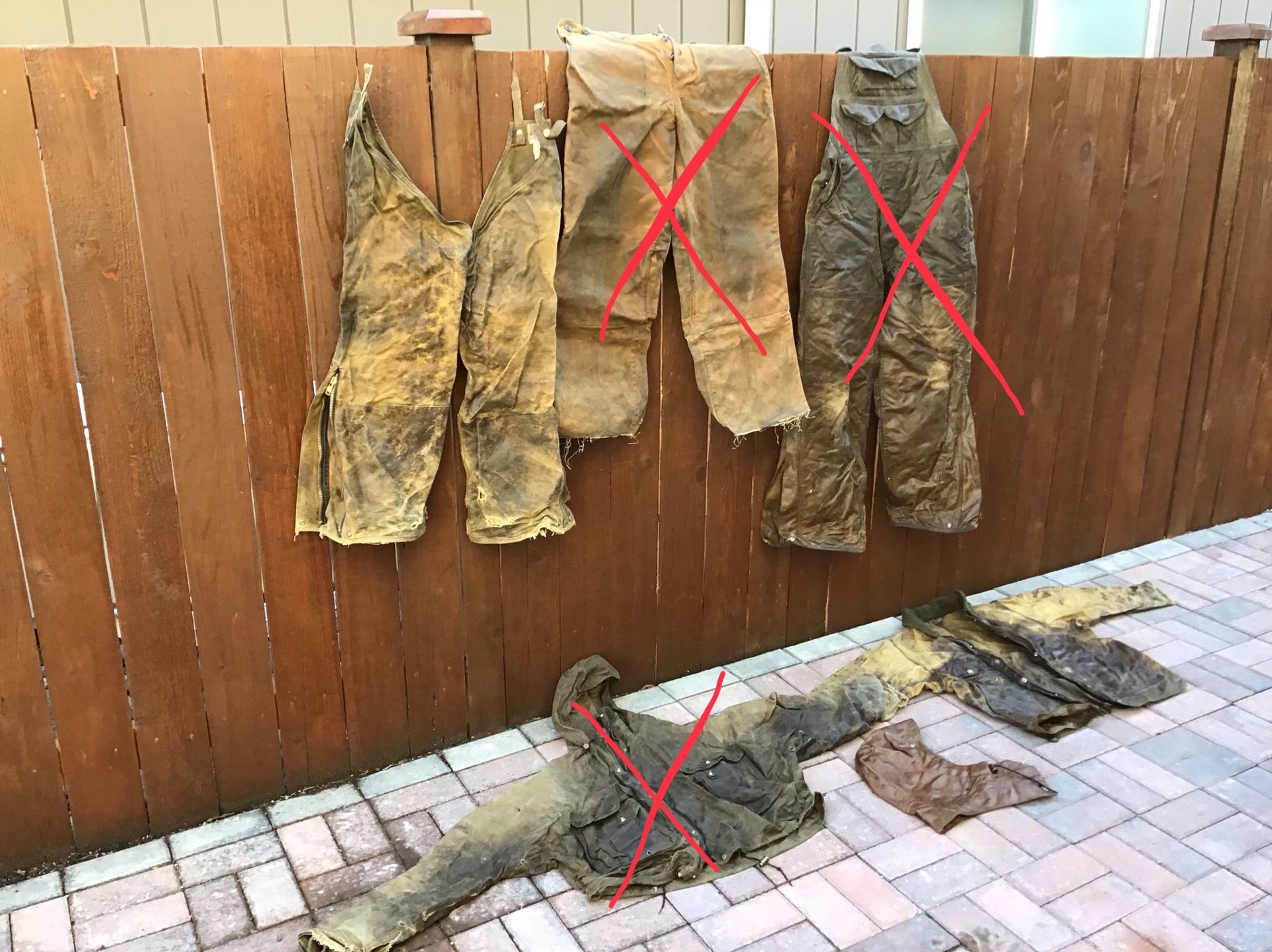 Filson double tin chaps and single tin jacket with hood