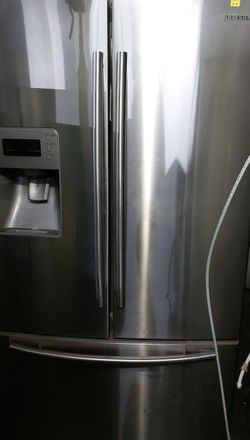 Samsung French Door Fridge Stainless Steel - IceMaker