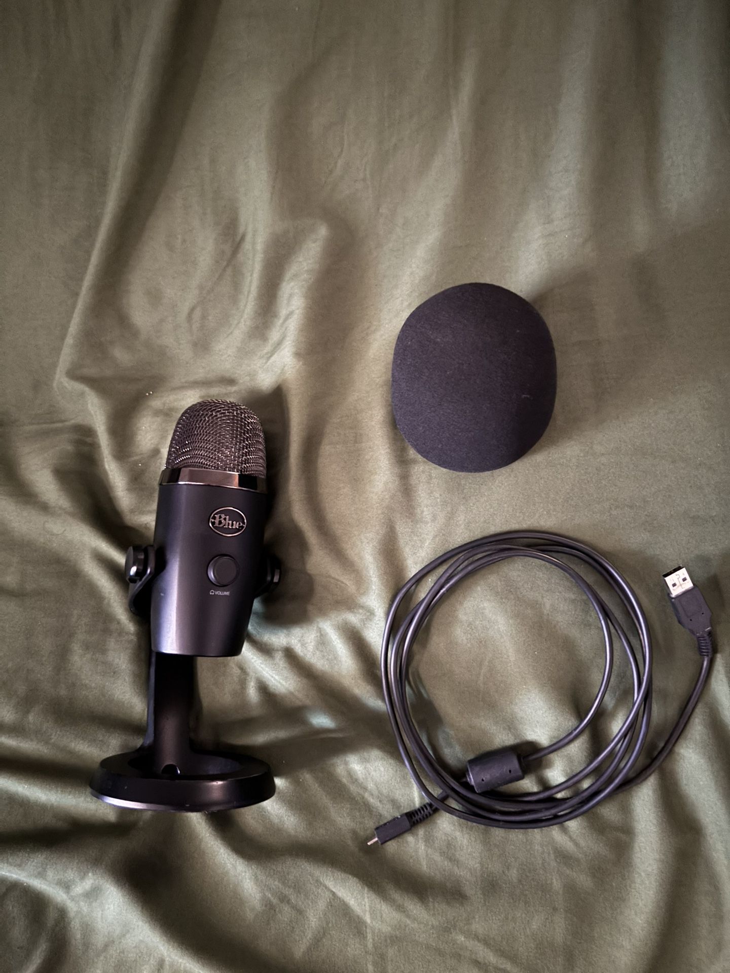 Blue Yeti Nano Mic