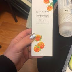 Glow recipe essence toner