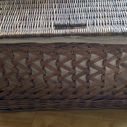 Wicker basket