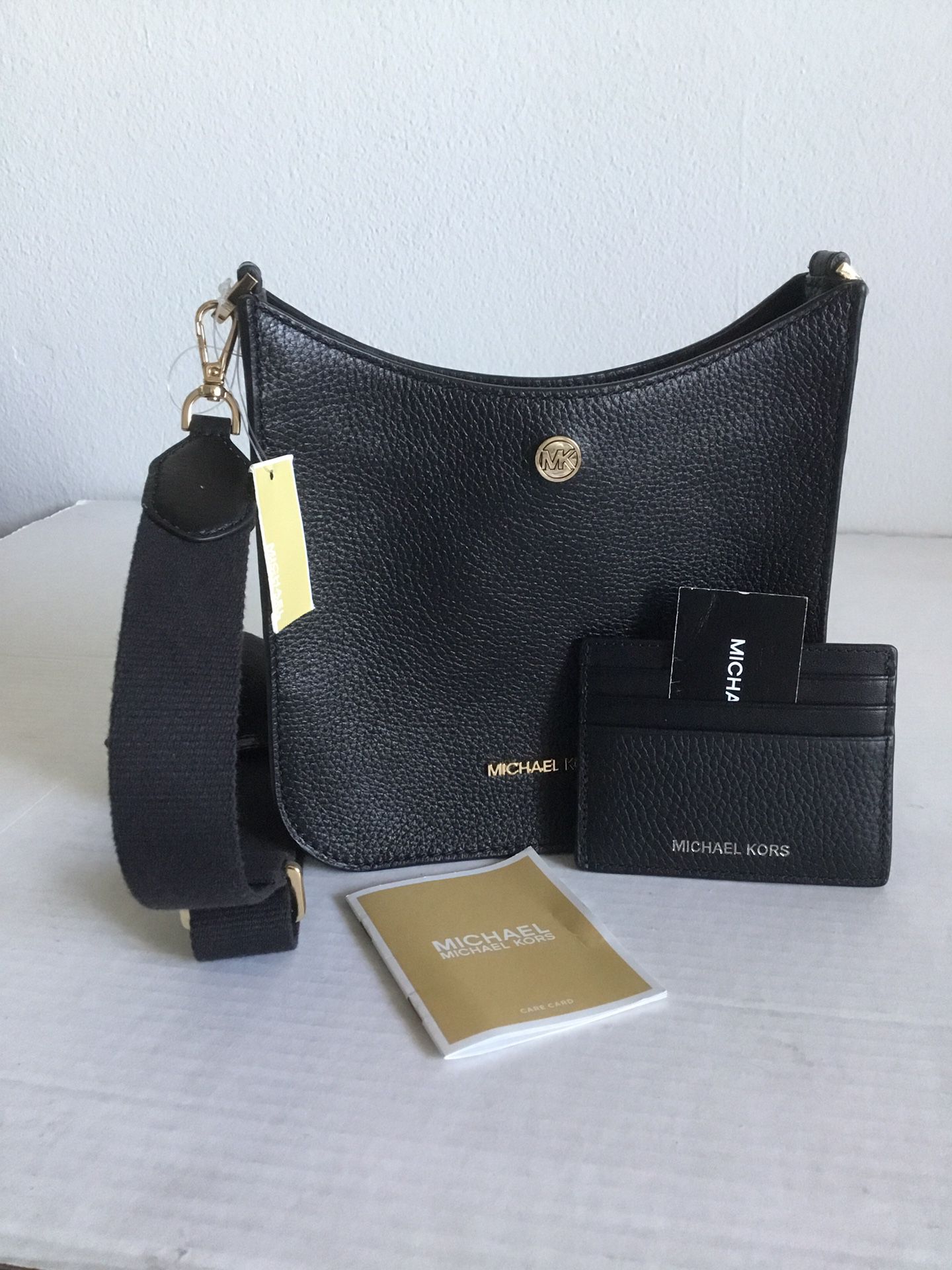 Michael  Kors Briley  leather small with Card Case