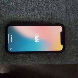 iPhone 12 Pro  (🔓 UNLOCKED)