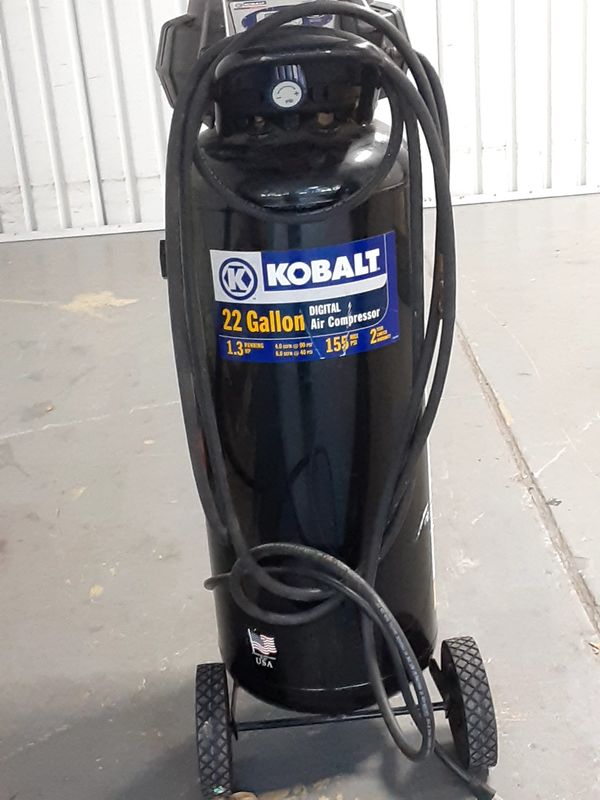 KOBALT 22 gallon DIGITAL AIR COMPRESSOR LIKE NEW CONDITIONS 2 TIME USED