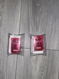 Supreme Pear Hard Edge Lighter 