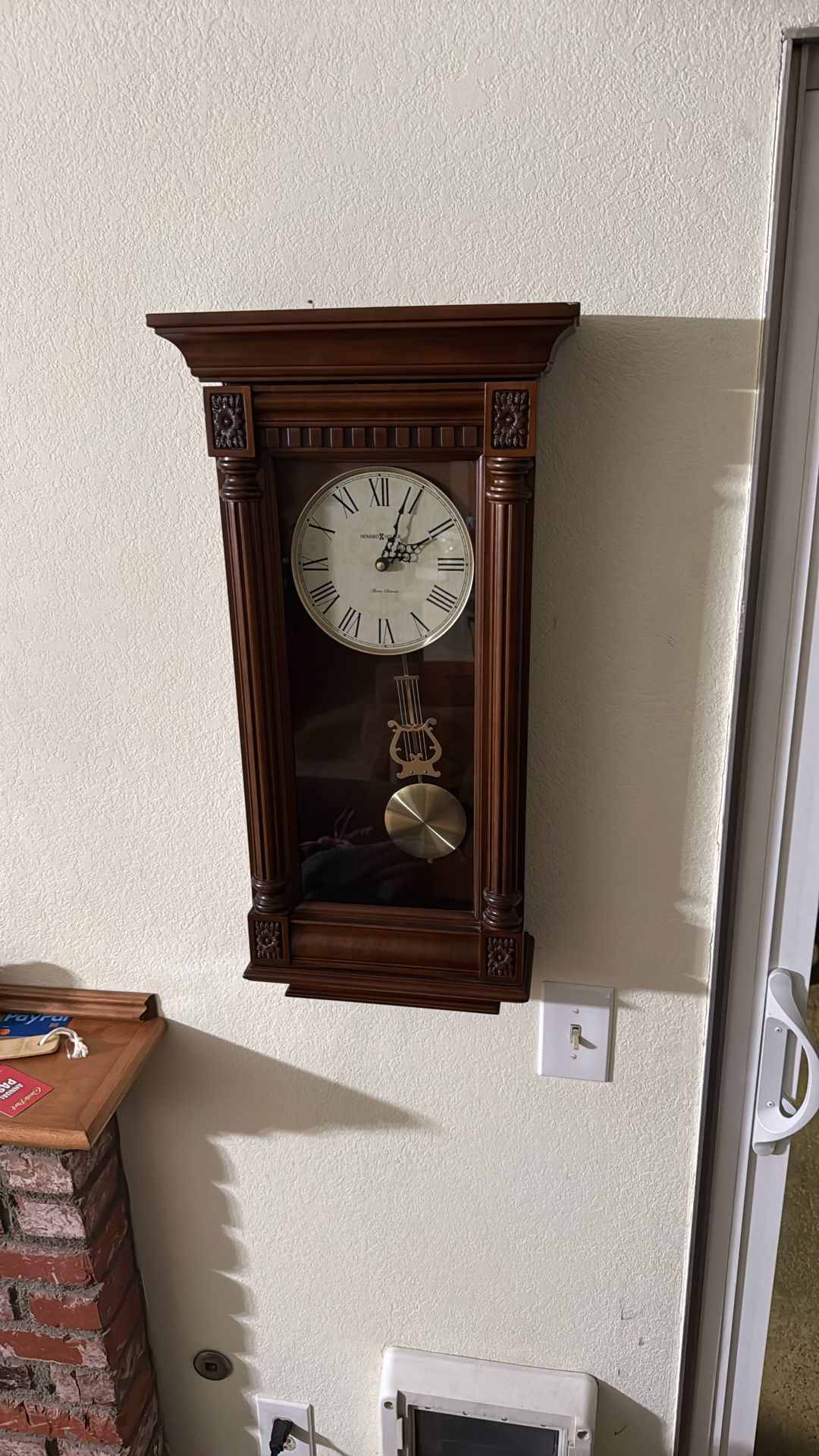 Howard Miller 3 Chimes Clock