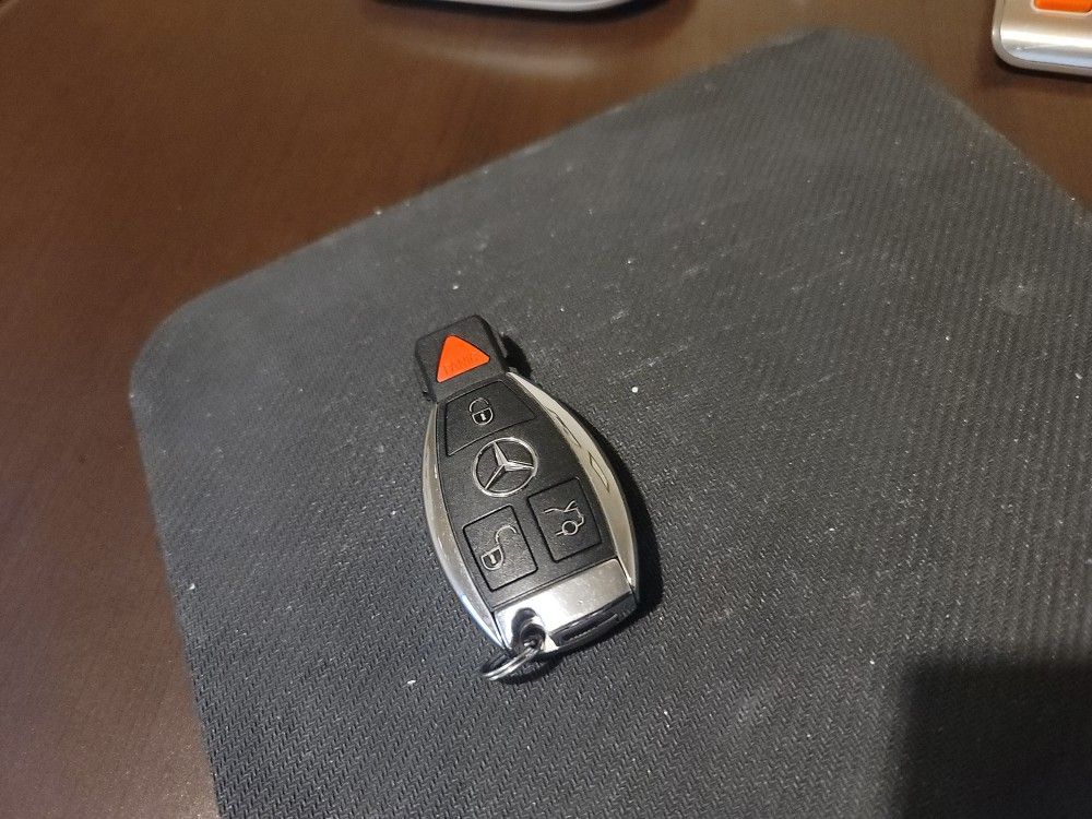 Mercedes Benz ORIGINAL KEY