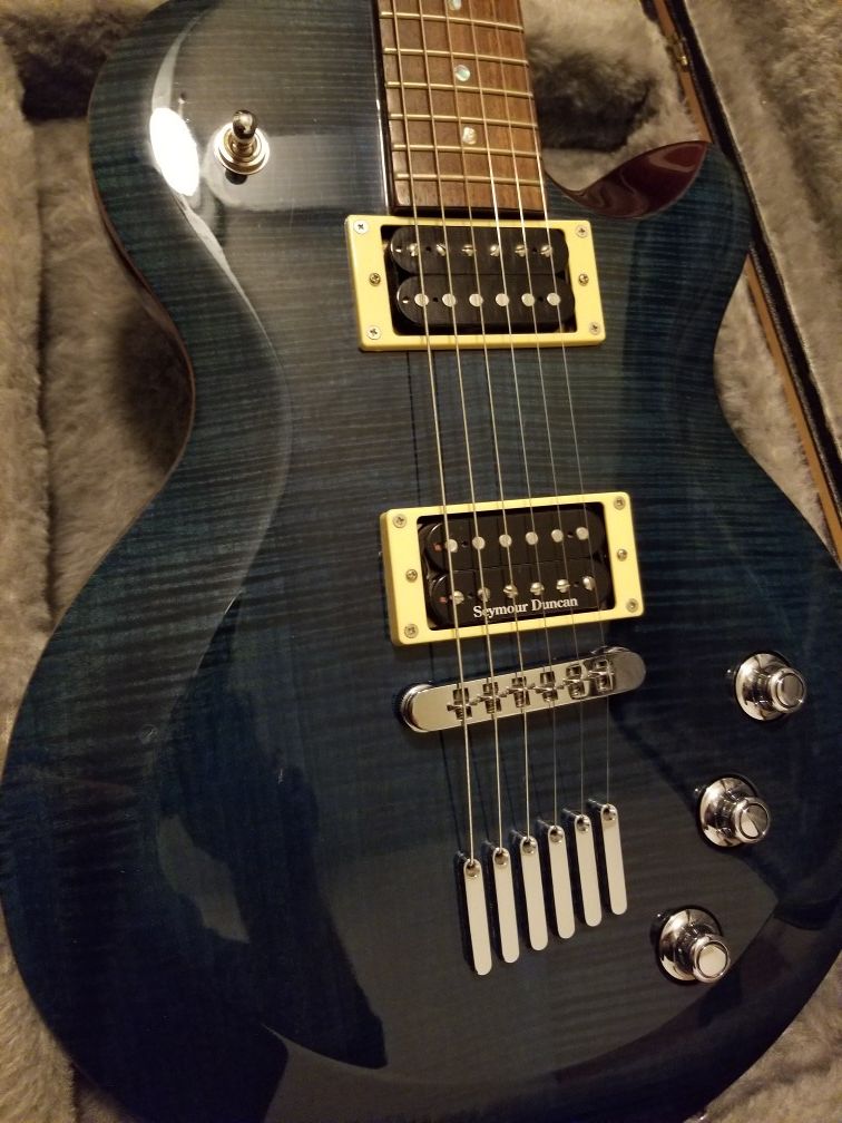 Yamaha AES 620