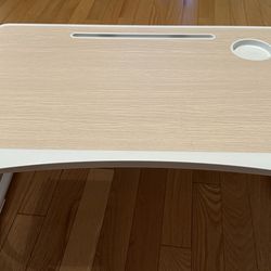 Lap Table 