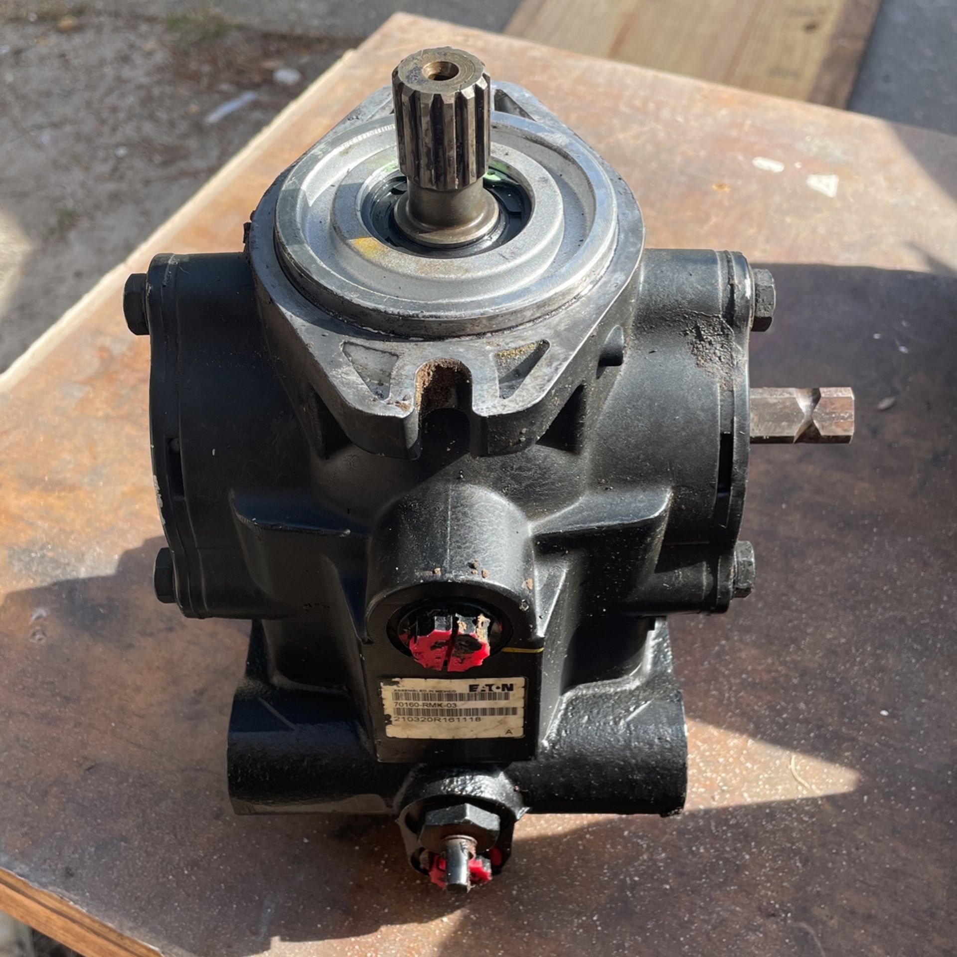 Ditch witch Hydrostatic Drive Pump