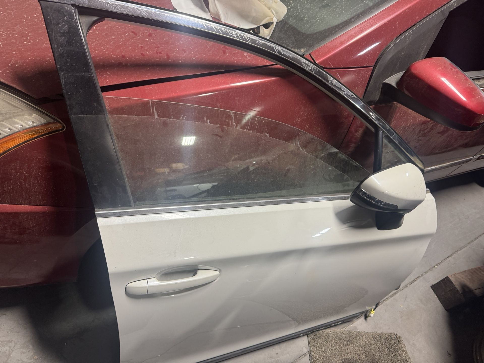 2019 Subaru Outback Legacy Doors R.H Parts