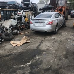 2015 Nissan Altima Parts Only