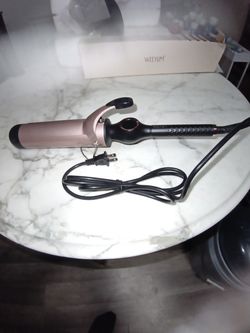 Weeyum Curling Iron