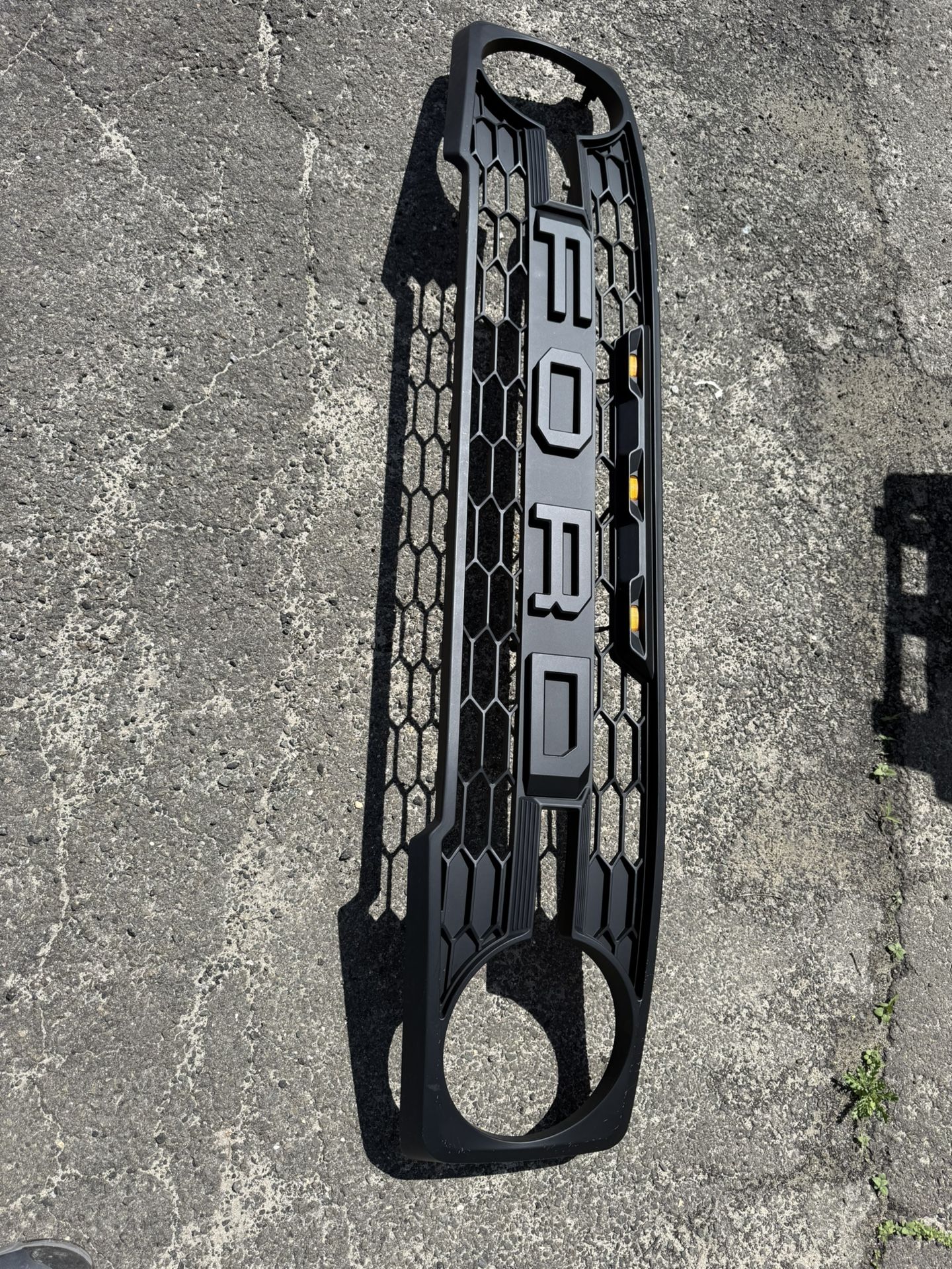 Ford Bronco Raptor OEM front grill and OEM fender flares