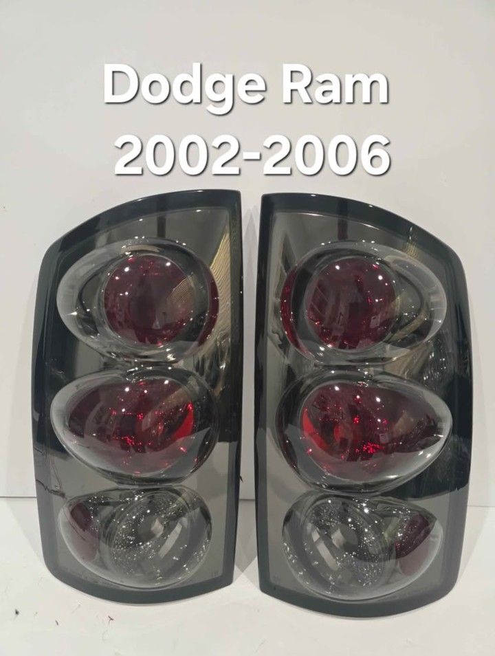Dodge Ram 2002-2006 Tail Lights