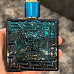 Versace Eros      Eau De Toilette
