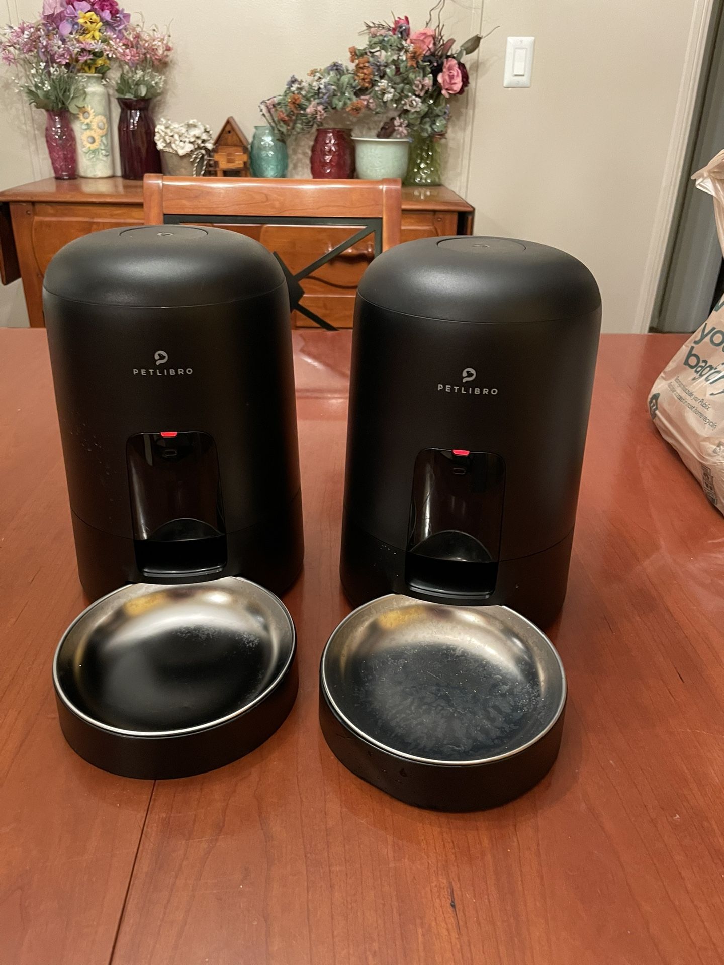 Auto Pet Feeders