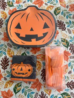 Halloween Party Set - Pumpkin Plates, Napkins, and Cutlery