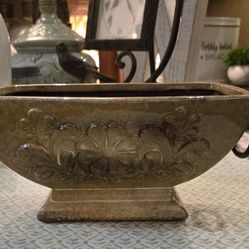 Heavy Weighted Vase With Ring Accents