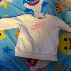 Nike Sweater