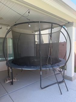 Trampoline