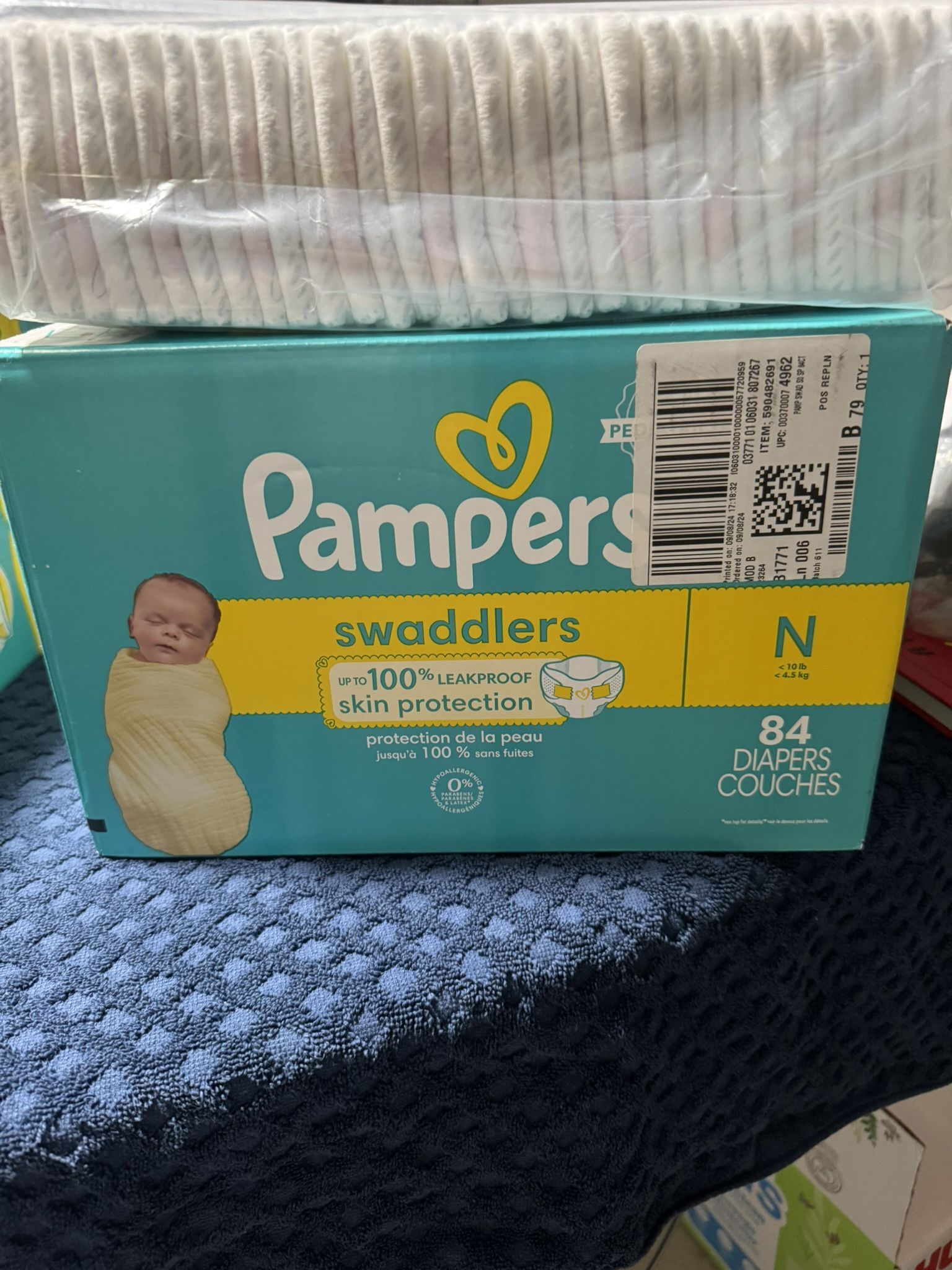 Newborn Diapers (Pampers)