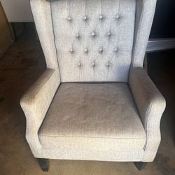 Tufted Wingback Accent Chair