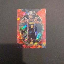 2022-23 Panini Select Trae Young #66 Concourse Level Red Cracked Ice Hawks