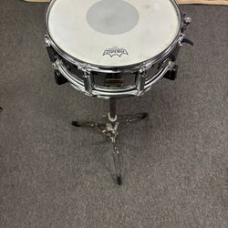 Yamaha 5.5x14 SD-225 Steel Snare Drum with Case and Stand