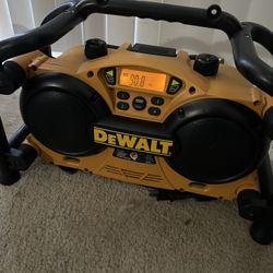Dewalt Radio