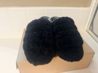 Ugg Platform Slipper Size 6