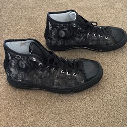 Custom horror “converse”