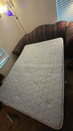 FULL SIZE MATTRESS/sofa