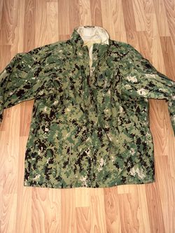 Large regular U.S. Navy weather jacket